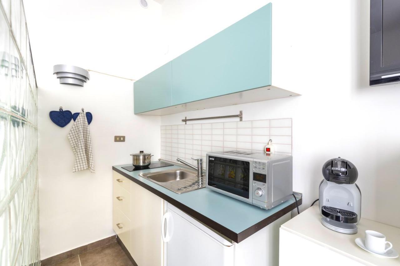 Hostly - Nicole Apartment Volturno- Full Rome Center المظهر الخارجي الصورة