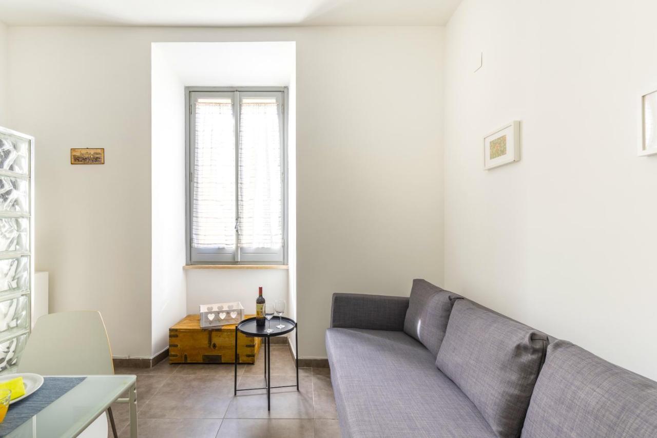 Hostly - Nicole Apartment Volturno- Full Rome Center المظهر الخارجي الصورة