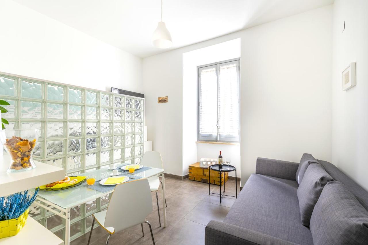 Hostly - Nicole Apartment Volturno- Full Rome Center المظهر الخارجي الصورة