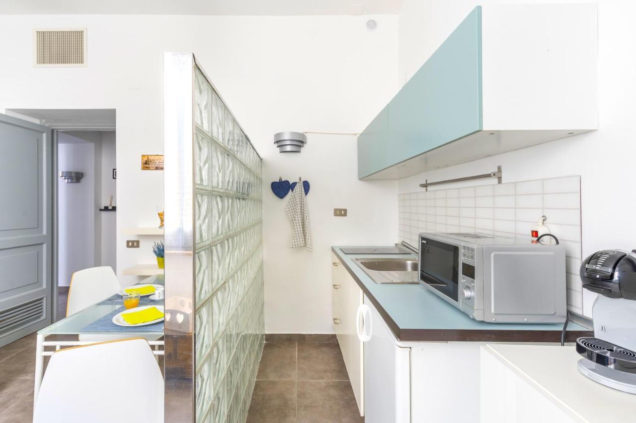 Hostly - Nicole Apartment Volturno- Full Rome Center المظهر الخارجي الصورة
